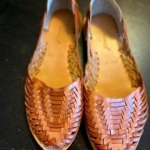 Redhawk leather Huaraches, 8.5